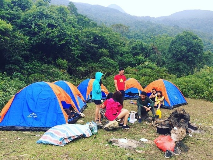 Cắm trại khu vực chân núi Tam Đảo