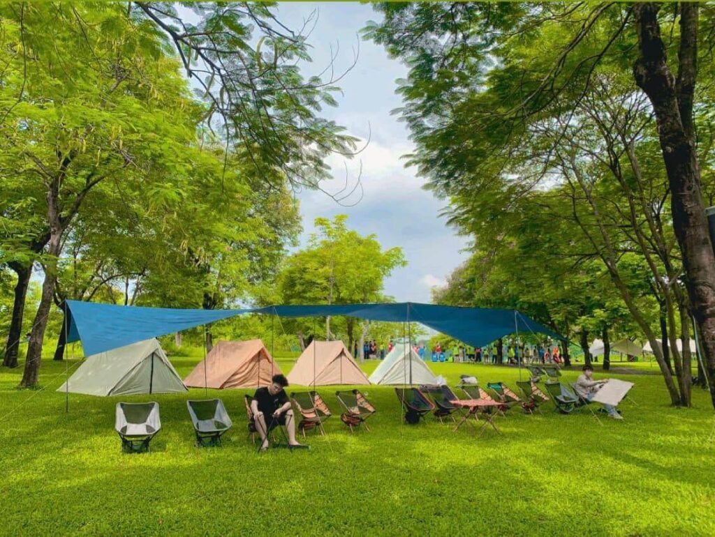 Cắm trại công viên Yên Sở