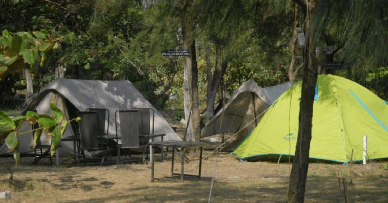 Út Ngọc Camping